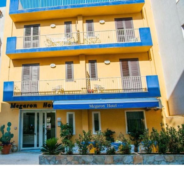 Megaron Hotel Pozzallo Exterior photo