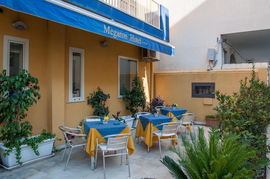 Megaron Hotel Pozzallo Exterior photo